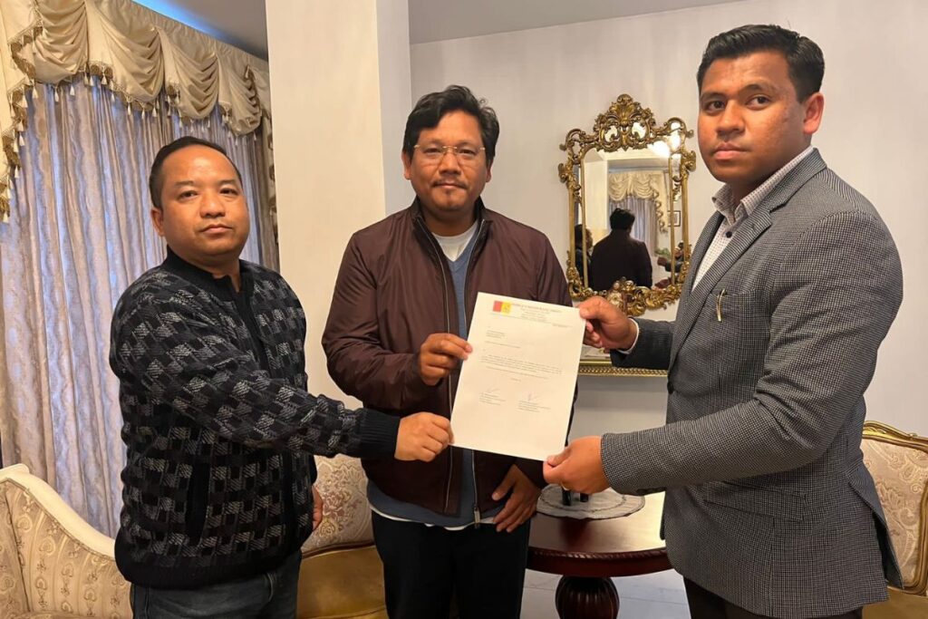 Ki nongmihkhmat na ka seng PDF ryngkat u Myntri Rangbah ka jylla, u conrad K Sangma